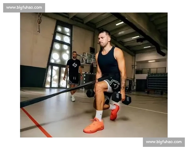 东契奇蜕变!瘦身复仇独行侠,今夏特训剑指巅峰 东契奇蜕变!瘦身复仇独行侠,今夏特训剑指巅峰