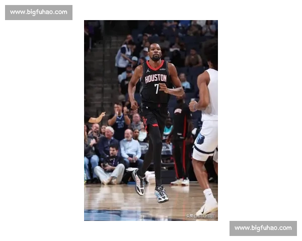 杜兰特 37 分独木难支!火箭 111-115 负活塞,申京阿门迷失成罪魁 杜兰特 37 分独木难支!火箭 111-115 负活塞,申京阿门迷失成罪魁